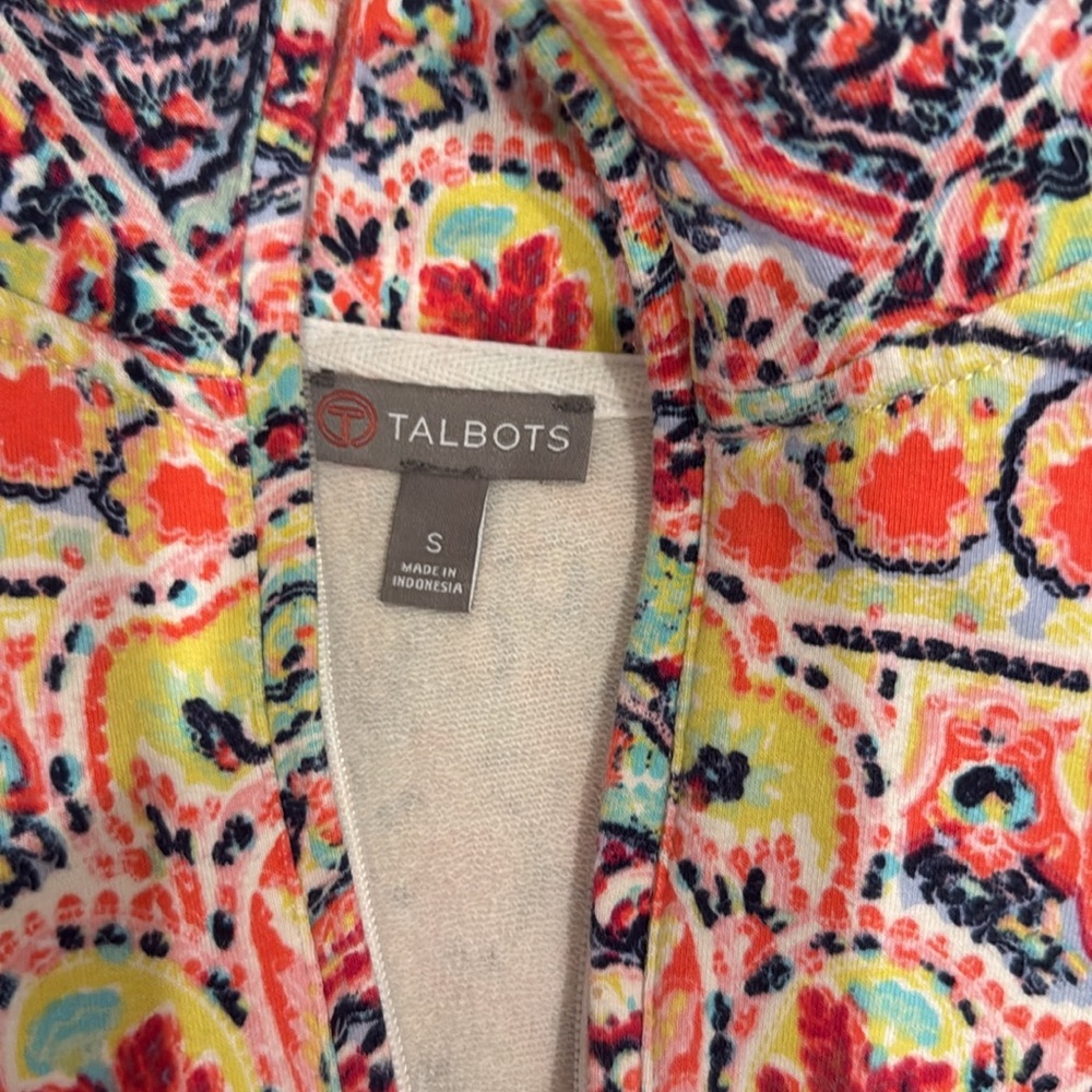 Super fun quarter zip! - Picture 2 of 2